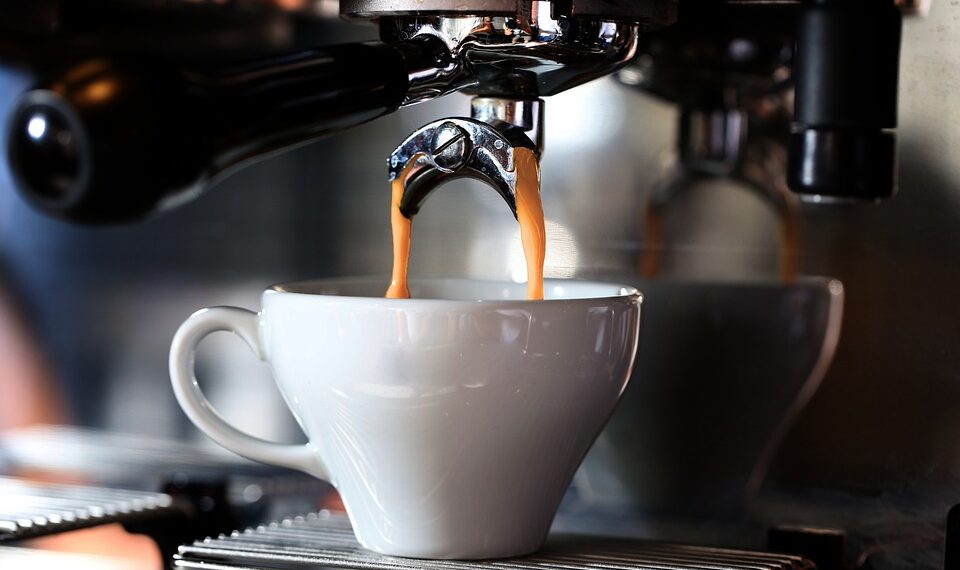 Unleash Your Inner Barista: 10 Creative Coffee Drink Recipes to Try Today