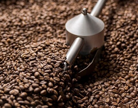 Embrace the Bright Side: Exploring the Delicate Flavors of Light Roast Beans